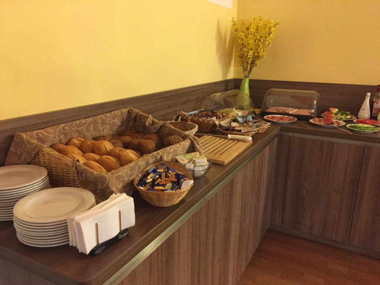 Aparthotel Am Heidensee 슈베린 외부 사진